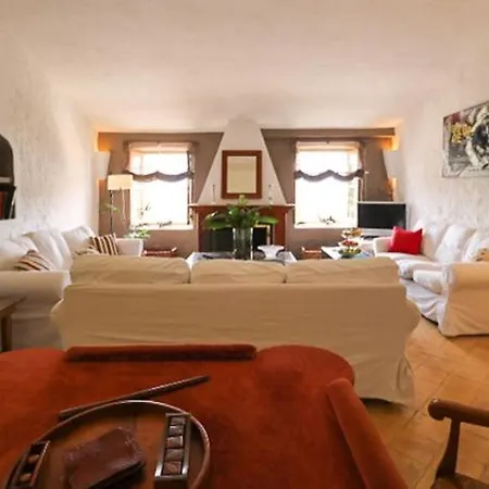 Petita Mare Farm stay *