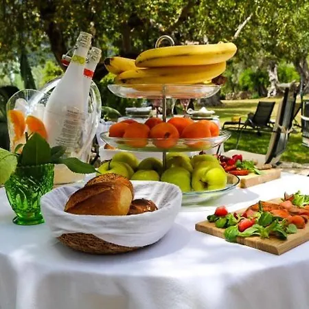 Petita Mare Agroturismo Binibona